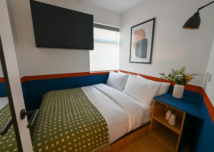 Luxurious 2-Bedroom Flat Close To Angel Stn